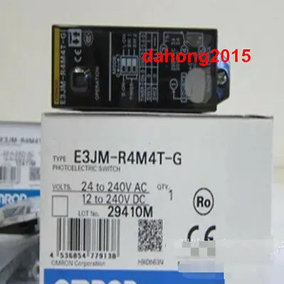 NEW IN BOX Omron PLC optoelectronic switch E3JM-R4R4T-G