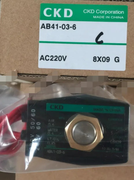1PC  NEW  CKD   AB41-03-6-AC220V  AB41-03-6   AC220V   free  shipping