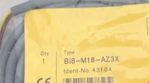 New TURCK BI8-M18-AZ3X Proximity switch free shipping