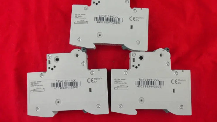 1pc      Siemens  5SY6104-7CC   1P  4A   circuit  breaker  free shipping