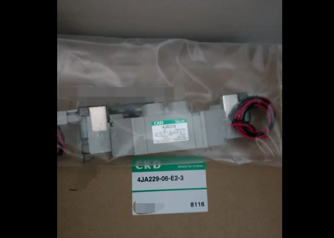 1PC  NEW   CKD    4JA229-06-E2-3     free  shipping