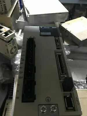 1pc new Yaskawa SGDV-5R5A01A 11A