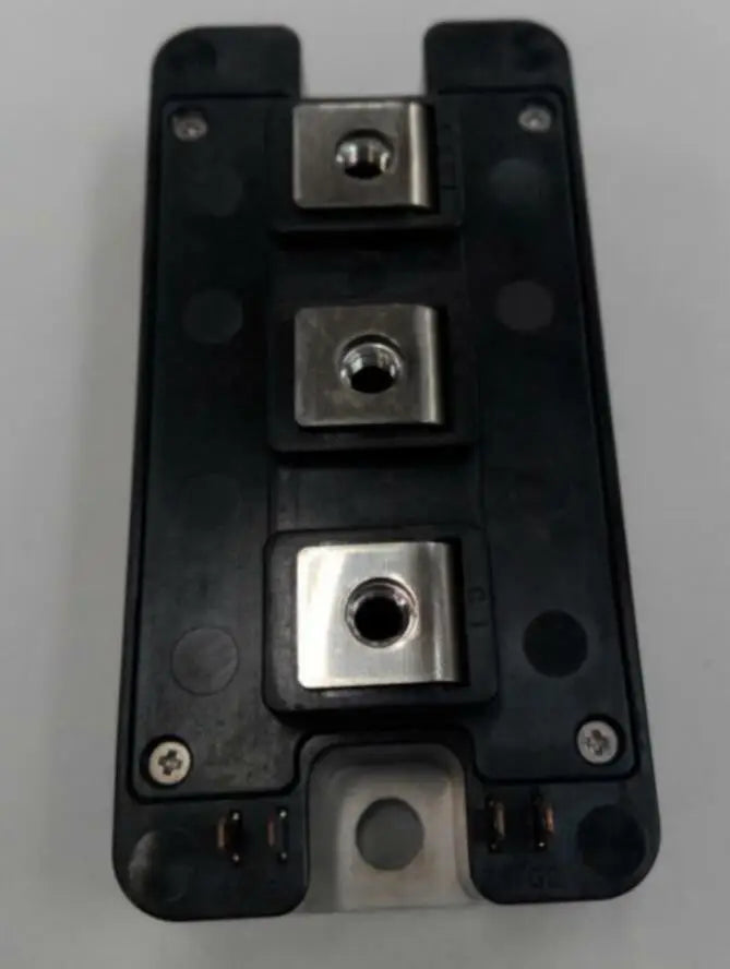 1PCS NEW CM600DY-12NF MITSUBISHI POWEREX MODULE Free shipping