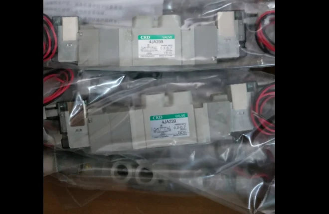 1PC  NEW   CKD    4JA239-06-E2-3    free  shipping