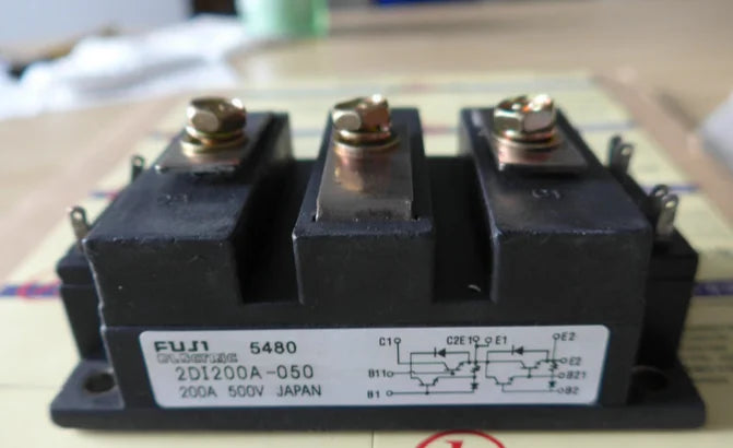 2DI200A-050 2DI200A050 2PCS NEW FUJI IGBT module TRANSISTOR free ship