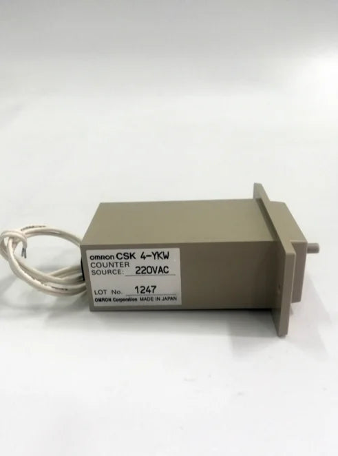 CSK4-YKW CSK4YKW 1PCS NEW Omron electromagnetic counter free ship