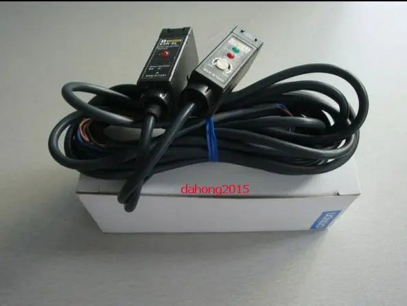 1pc New Omron Photoelectric Switch Sensor E3R-5E4(E3R-5DE4&E3R-5L) 12-24VDC