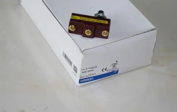X-10GQ-B X 10GQ B NEW IN BOX Omron Micro Switch free shipping