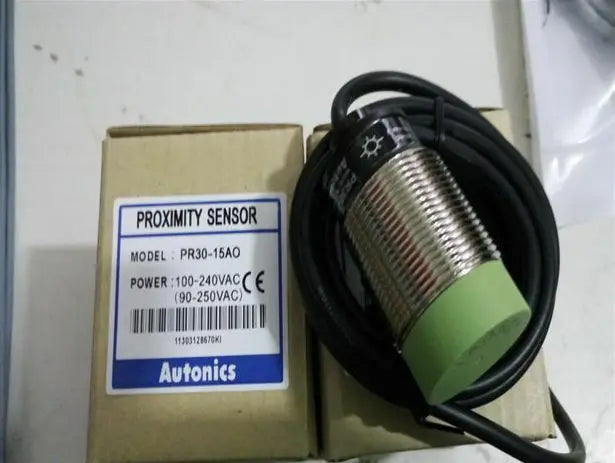 PR30-15AO PR30 15AO New in Box AUTONICS Proximity Sensor free shipping