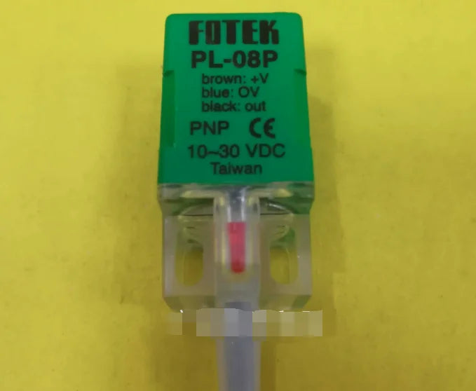 1pc FOTEK PL-08P Proximity switch free shipping