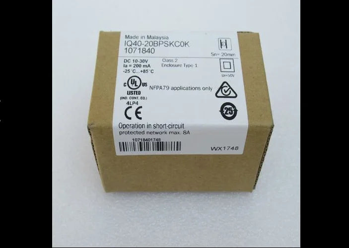 New SICK IQ40-20BPSKC0K  IQ40-20BPSKCOK Proximity switch sensors  free shipping