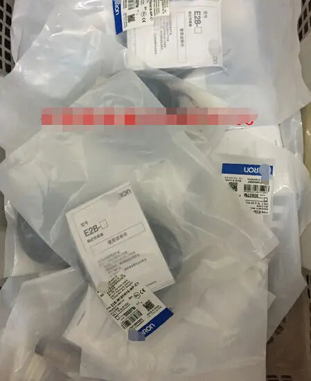 NEW Omron E2E-X2D2-N