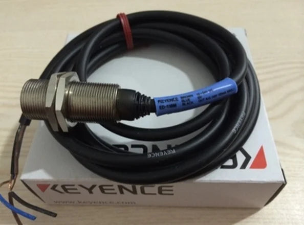 ED-118M ED118M 1pc New KEYENCE Proximity Switch free shipping