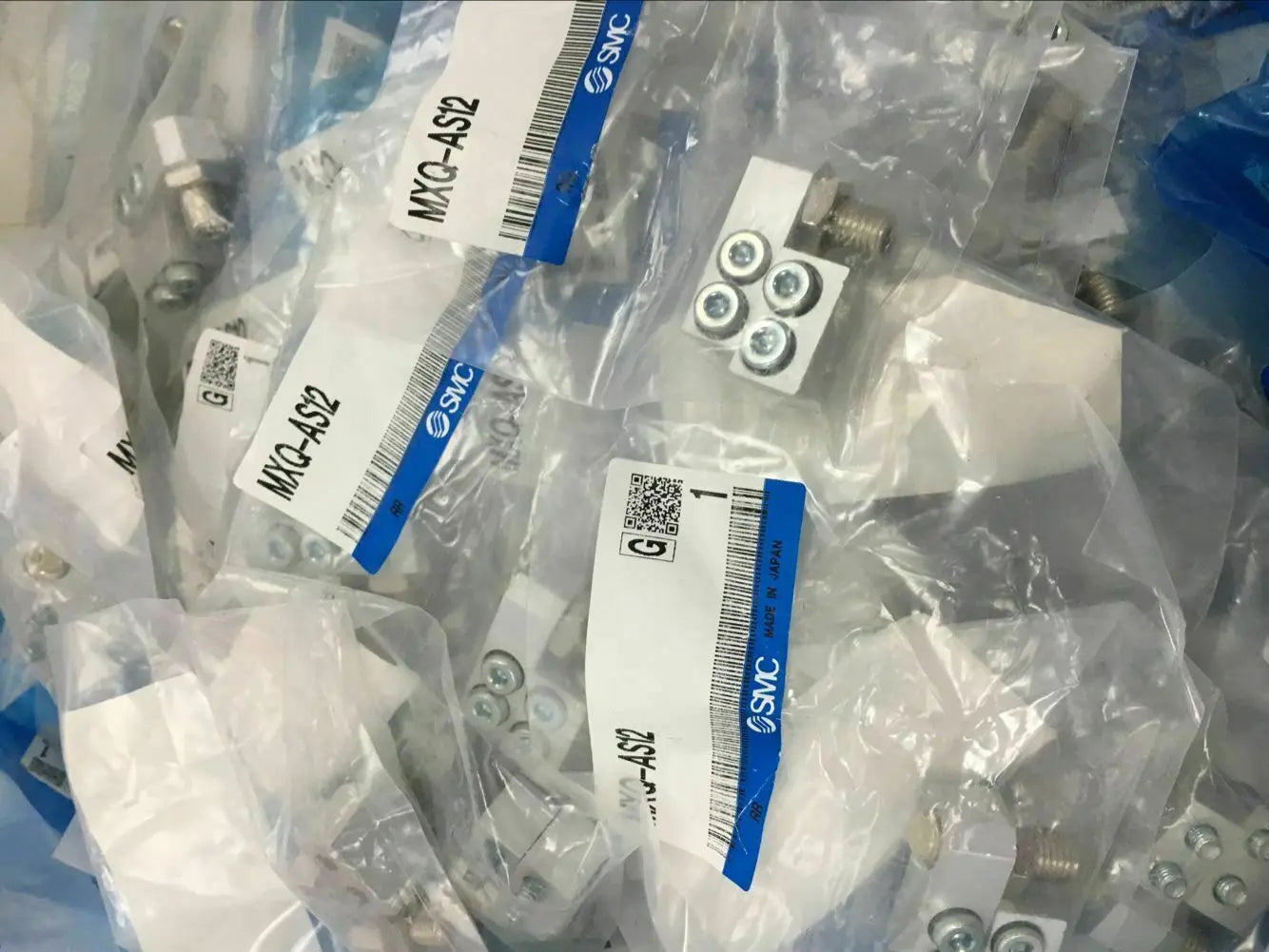 1PC NEW SMC MXQ-AS12 free shipping