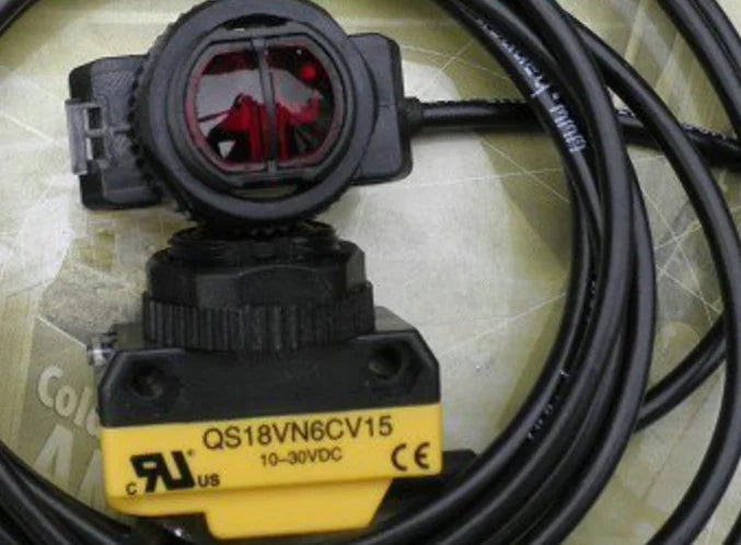 QS18VN6CV15 1PC New BANNER Photoelectric Sensor free ship