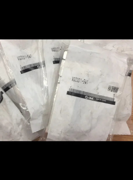 1PC   NEW   SMC    VQ2201-5W1    free   shipping