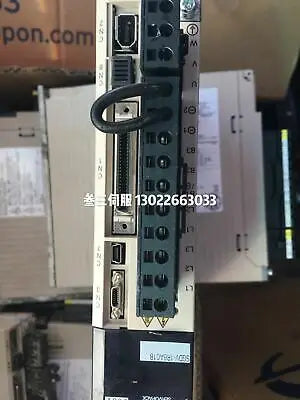 1pc new Yaskawa SGDV-1R6A01A/B 200W