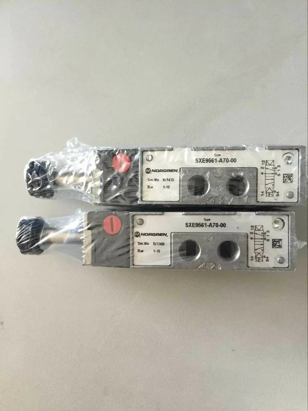 New  NORGREN  SXE9561-A70-00  Solenoid valve  free shipping