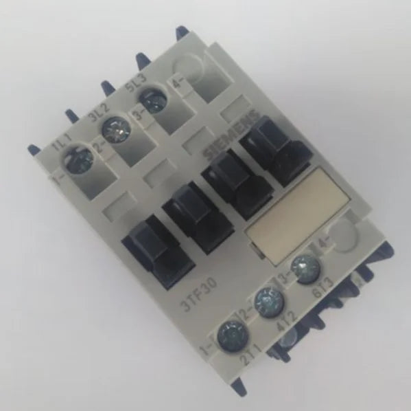 1PC  NEW   SIEMENS   3TF3000-0XN2   220V    free shipping