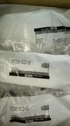 SY7220-5DD-02 SY72205DD02 1PC New SMC Solenoid Valve free shipping