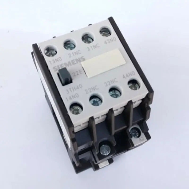 New Siemens 3TH4022-1XB4 3TH40 22-1XB4 Contactor relay free shipping