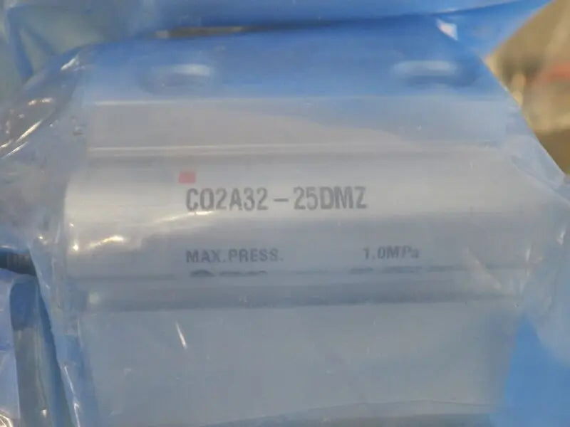 CQ2A32-25DMZ CQ2A3225DMZ 1PC SMC cylinder NEW