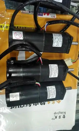 1PC Used Yaskawa Servo Motor SGM-01A314C