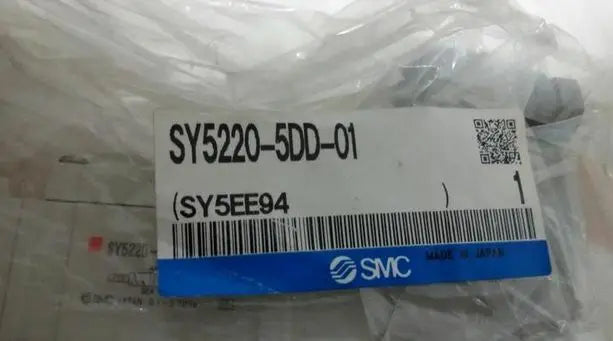 SY5220-5DD-01 SY5220 5DD 01 NEW in box SMC solenoid valves free shipping