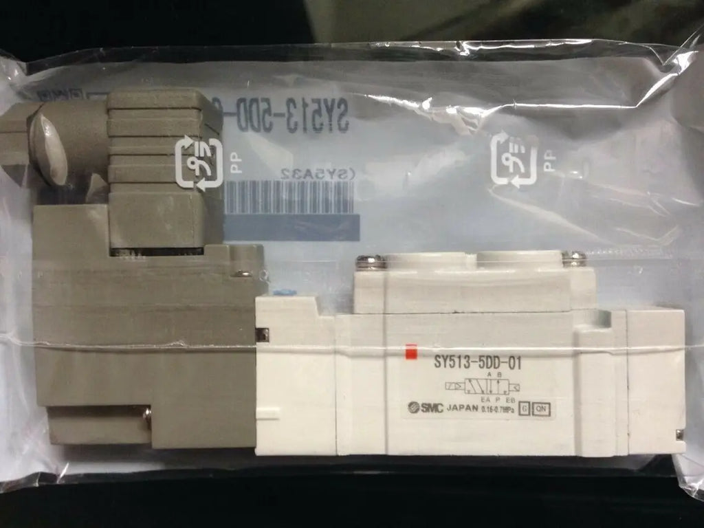 1pc New SMC SY513-5GD-01 free shipping