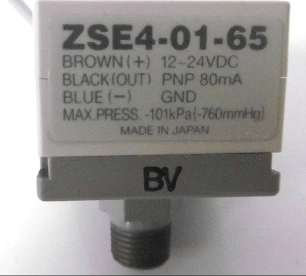 New  Smc  Pressure switch  ZSE4-01-65   free shipping
