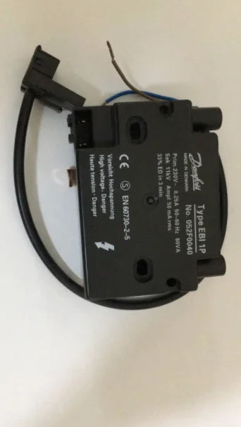 1PC  NEW   Danfoss   052F0040   free  shipping