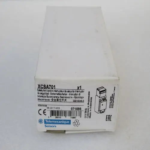 New  Schneider  Telemecanique safety  switch XCSA701  free shipping