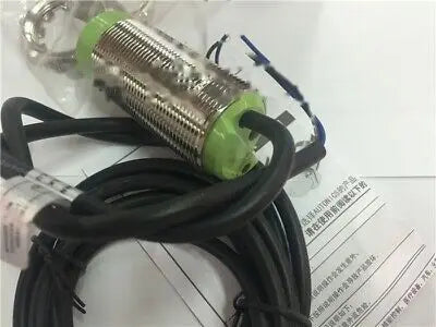 1pc new AUTONICS CR30-15DN