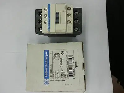 New in box Schneider LC1D38BL