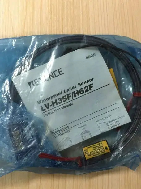1PC NEW in box KEYENCE LV-H35F LV H35F Sensor free shipping