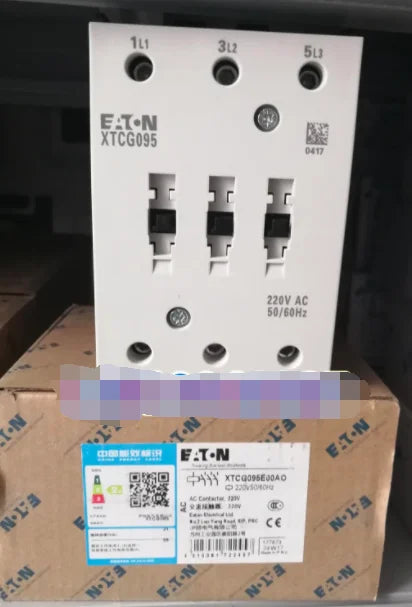 1PC  NEW   EATON  MOELLER  XTCG095E00AO  free shipping