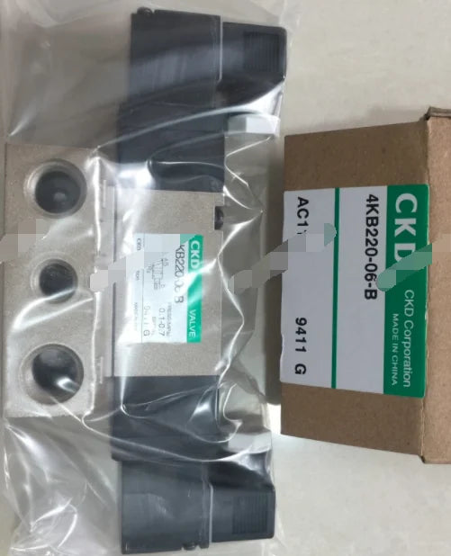 1PC  NEW   CKD   4KB220-06-B-AC110V   4KB220-06-B   AC110V   free  shipping