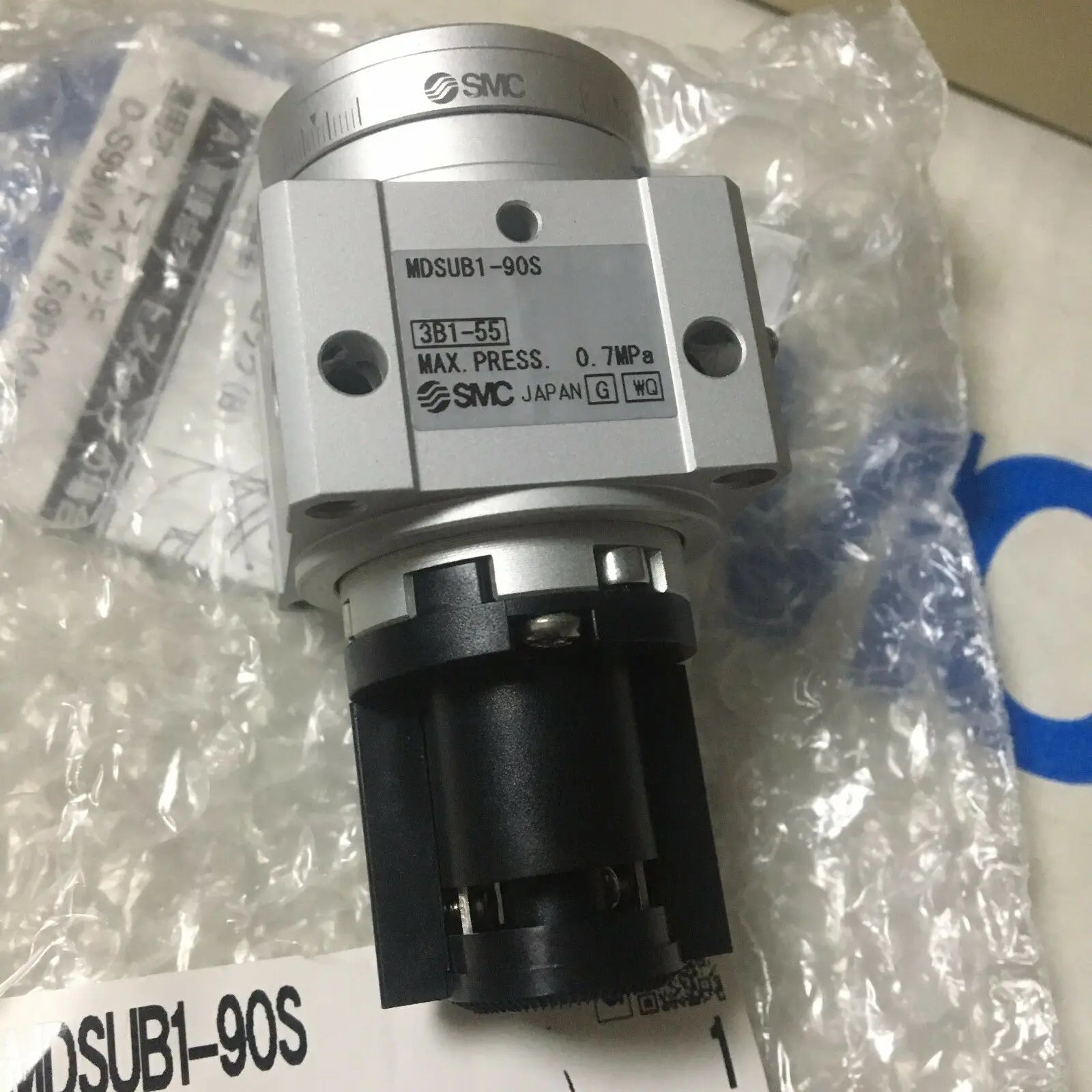 New SMC MDSUB1-90S cylinder free shipping