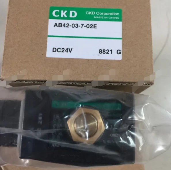 1PC  NEW  CKD  AB42-03-7-02E-DC24V   AB42-03-7-02E  DC24V  free  shipping