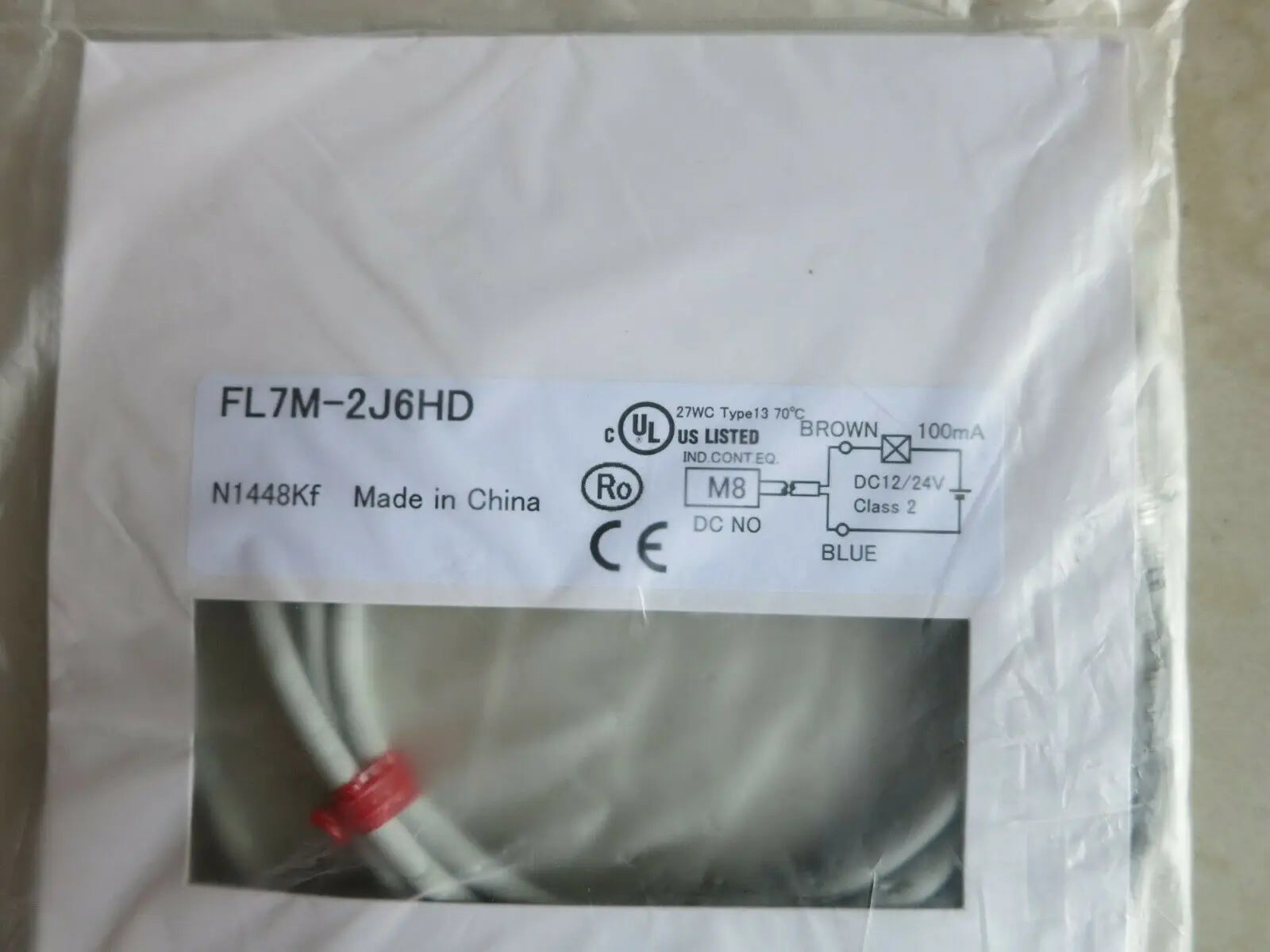 1PC   NEW    Azbil    FL7M-2J6HD    free   shipping