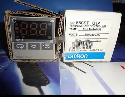 New in box OMRON E5CST-R1P E5CST R1P
