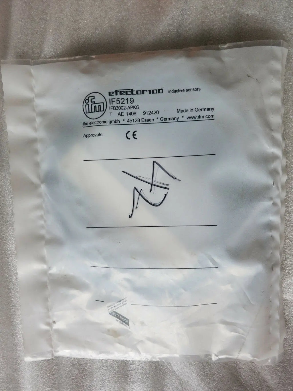 1pcs IFM IF5219 free shipping