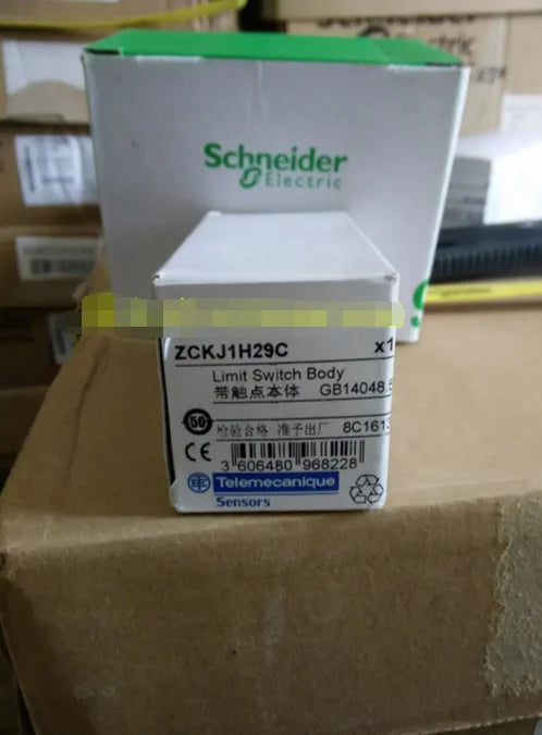 ZCKJ1H29C 1PC New Telemecanique Limit Switch free ship