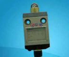 D4CC-4002 D4CC4002 1PC New OMRON LED free shipping