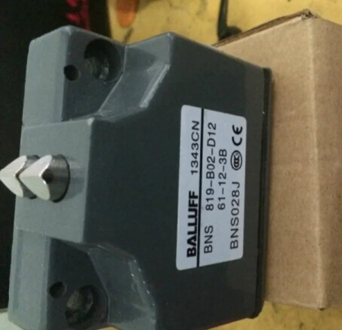 BNS 819-B02-D12-61-12-3B 1PC NEW NIB Balluff Limit Switch free ship