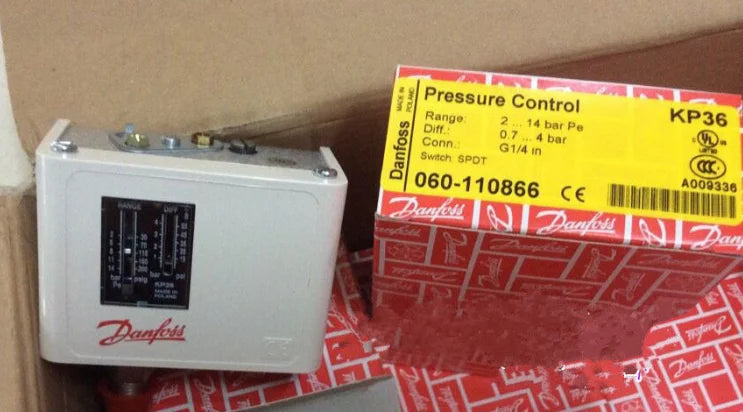 New  Danfoss  KP36 060-110866 060110866  Pressure Control  free shipping