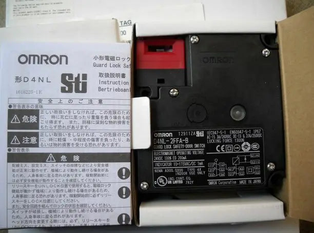 D4NL-2FFA-B D4NL2FFAB New Omron Safety Door Switch free shipping