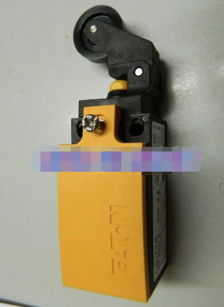 1PC NEW EATON MOELLER LS-11/LB free shipping