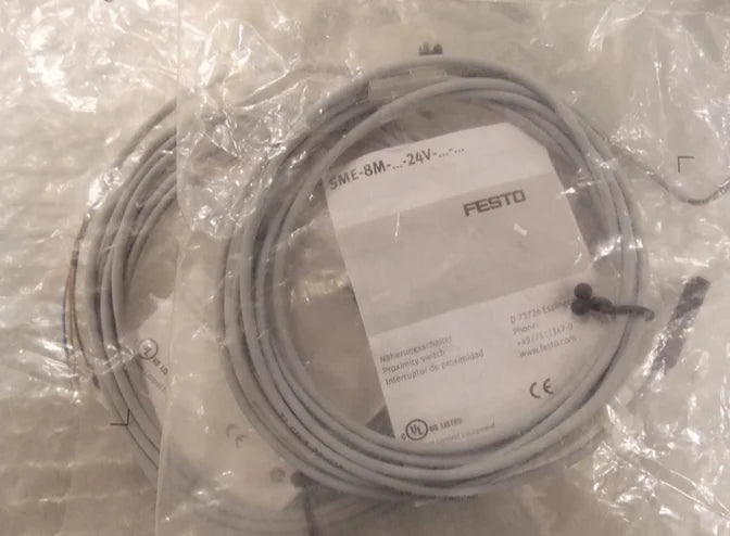 SME-8M-DS-24V-K-2,5-OE 1PC NEW Festo Proximity Sensor free shipping