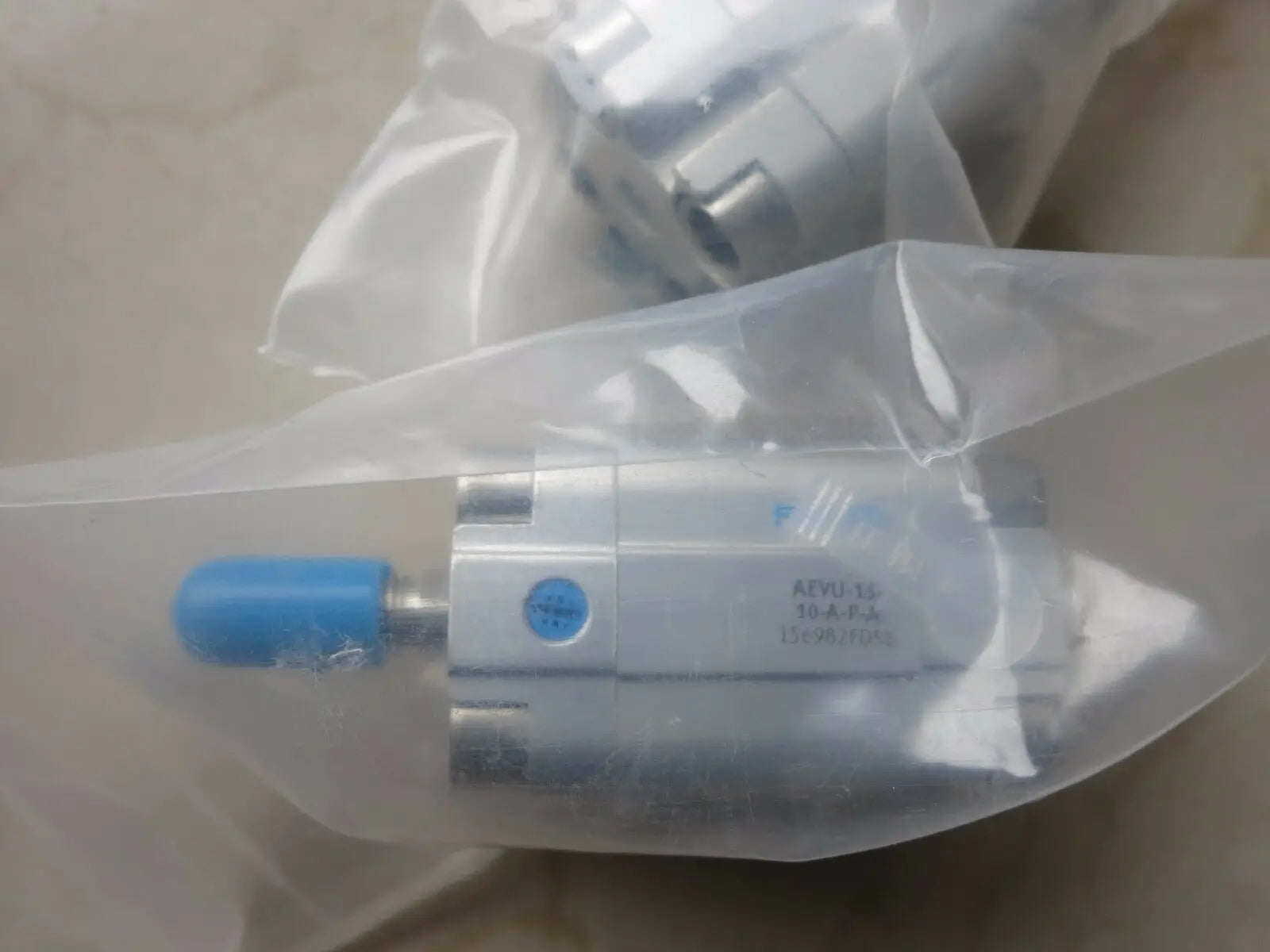 AEVU-16-10-A-P-A AEVU1610APA 152982 FESTO Cylinder NEW